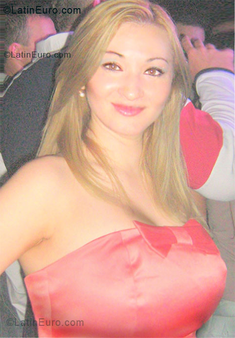 Date this tall Brazil girl Sheila from Belo Horizonte BR8794
