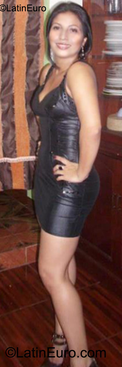 Date this sultry Nicaragua girl Anyberroteranya from Granada NI60