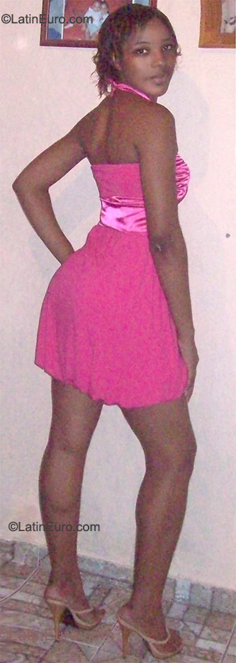 Date this delightful Brazil girl Leila Pamela from Rio De Janeiro BR6129