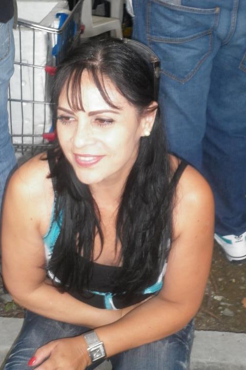 Date this nice looking Colombia girl Luz from Medellin CO8431