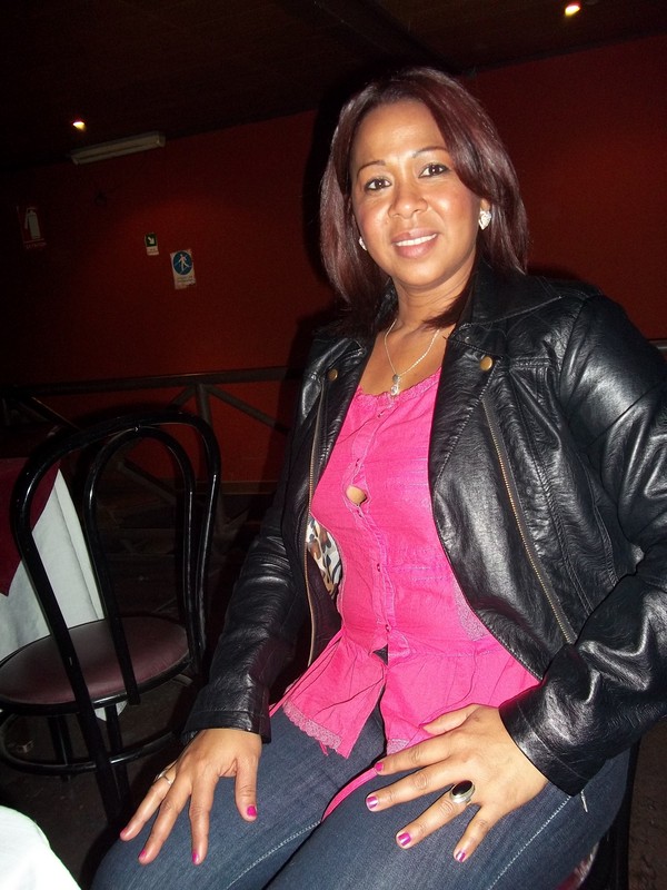 Date this voluptuous Chile girl Yessysantos from Santiago CL60