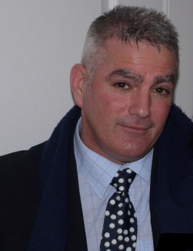 Date this sultry Scotland man Dan from Aberdeen SC9