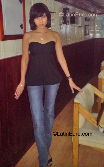 Date this good-looking Mexico girl Thamara from Veracruz MX516