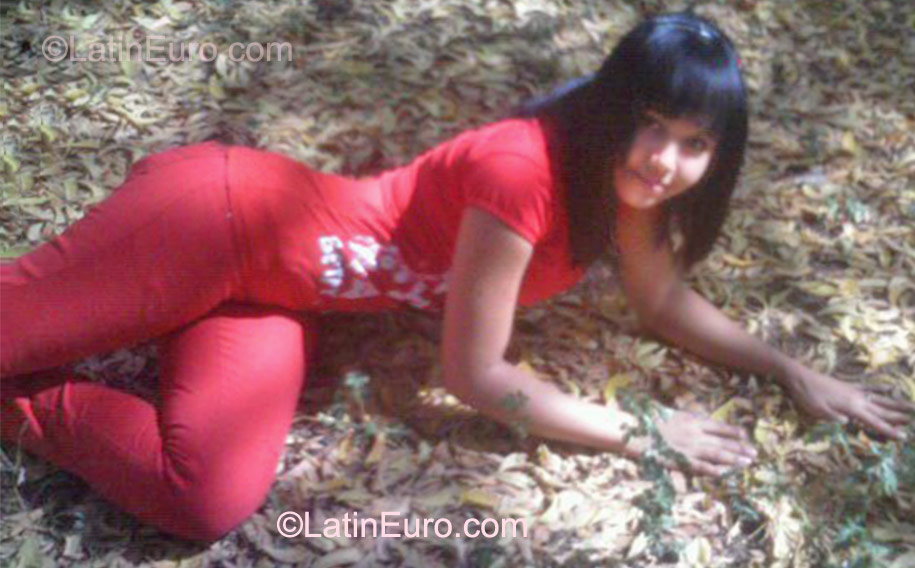 Date this tall Dominican Republic girl Tu from San Pedro De Macoris DO9790