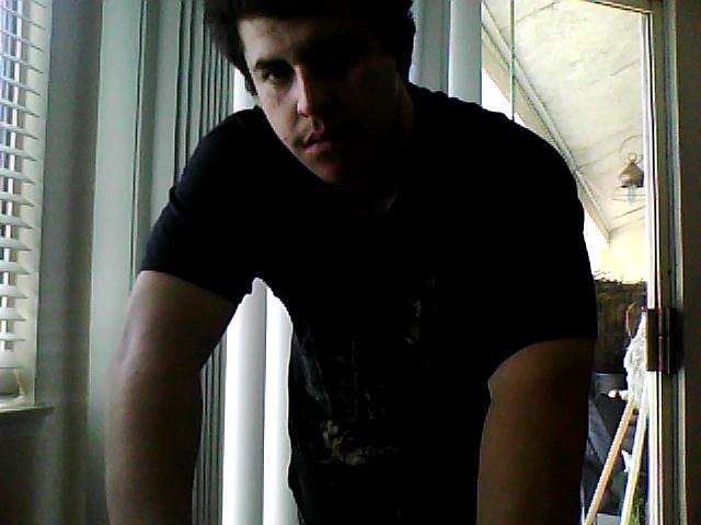 Date this young United States man BigALEX from Ontario US11755