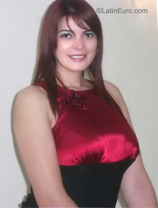 Date this fun Mexico girl Sofia from Monterrey MX621