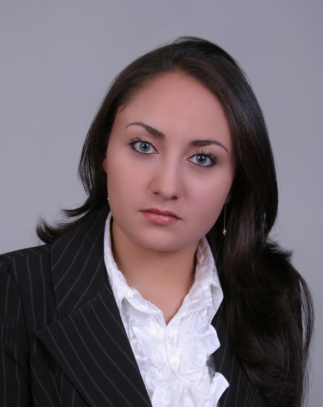 Date this cute Colombia girl GREENEYES from Bogota CO8554