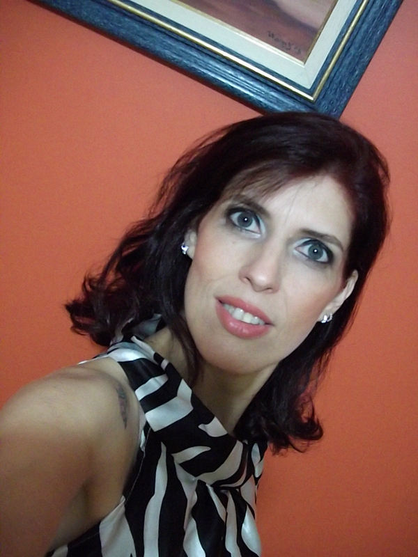 Date this hard body Brazil girl Simone from Joinville BR6170