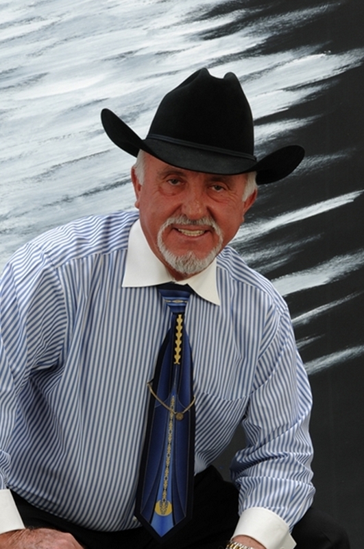 Date this nice looking United States man Dale from Slaton US11798