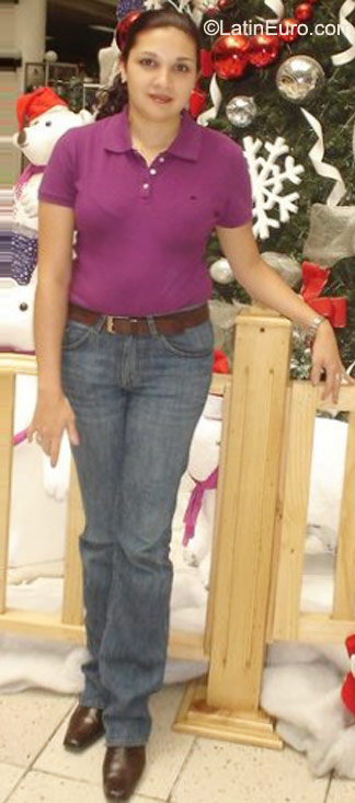 Date this tall Costa Rica girl Daniella from San Jose CR141