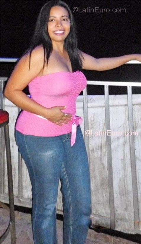 Date this young Panama girl Yennisel from Panama City PA196