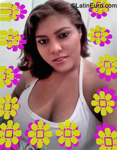Date this beautiful Mexico girl Wendy from Cancun MX530