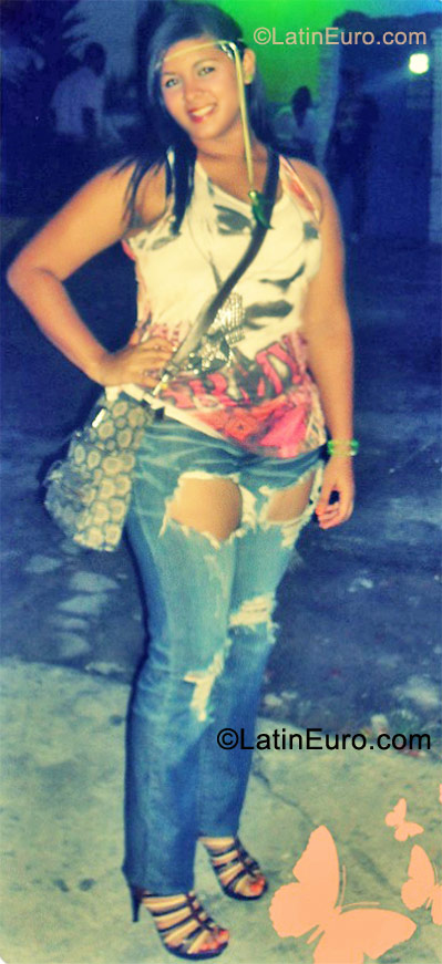 Date this cute Colombia girl Muneca from Barranquilla CO8895
