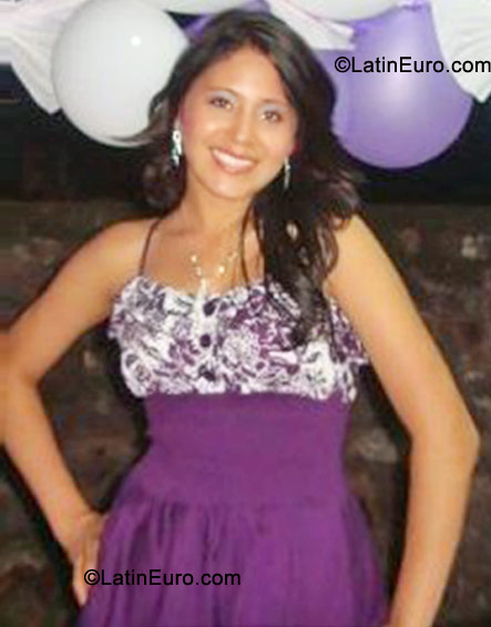 Date this lovely Colombia girl Marcela from Neiva CO8722