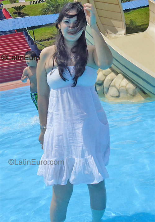 Date this passionate Honduras girl Junni from Tegucigalpa HN506