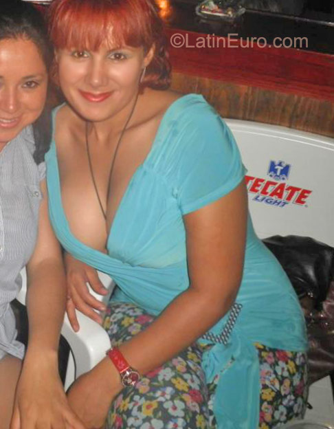Date this pretty Mexico girl Gina from Saltillo MX547