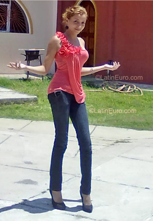 Date this stunning Nicaragua girl Lale from Managua NI73