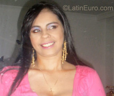 Date this cute Colombia girl Nancy from Medellin CO8761