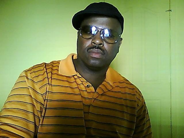 Date this sultry United States man Phat from Charlotte US11941