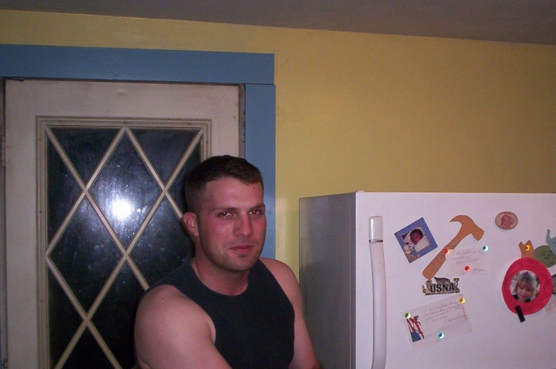 Date this hard body United States man NIN from Youngstown US11972