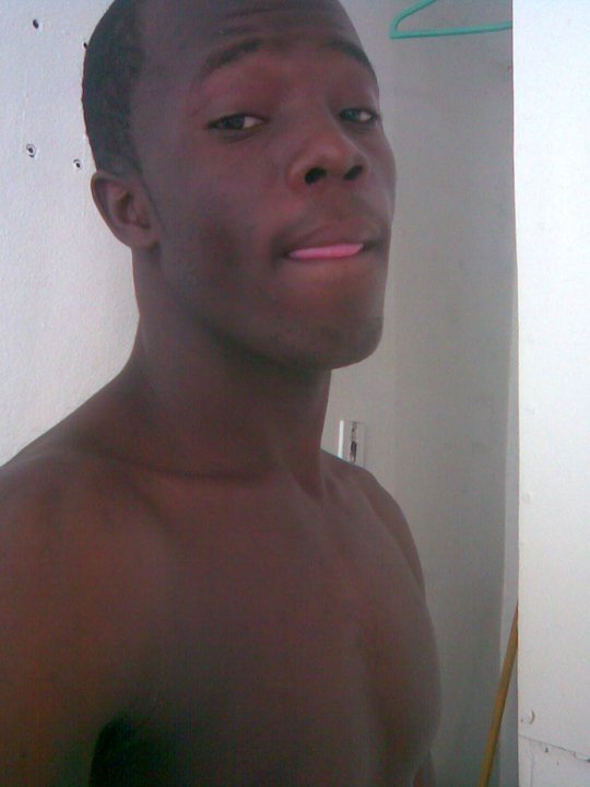 Date this delightful Dominican Republic man ELX3S from Santo Domingo DO10043