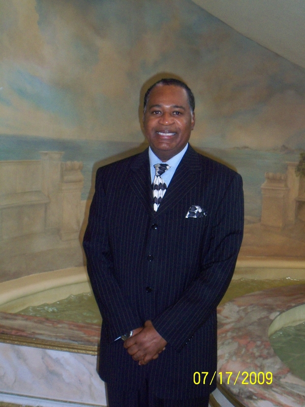 Date this attractive United States man Apseudes from Moreno Valley US11984