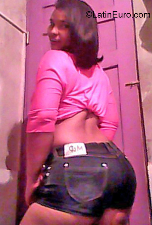 Date this good-looking Colombia girl Bleidis from Barranquilla CO8939