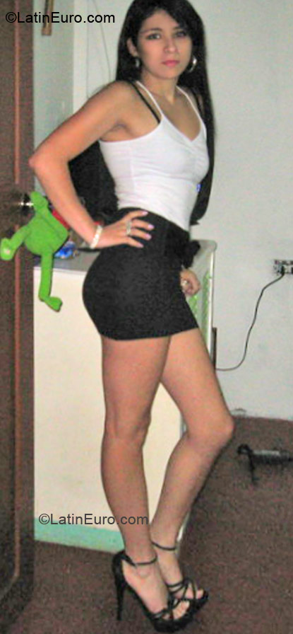 Date this sensual Colombia girl Patty.321 from Manizales CO8974