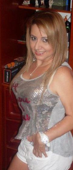 Date this nice looking Colombia girl MARGY from Medellin CO9035