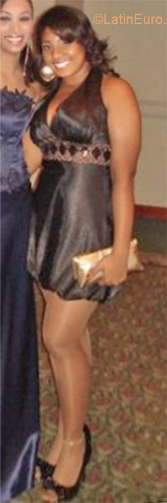 Date this tall Panama girl Casandra from Panama City PA219
