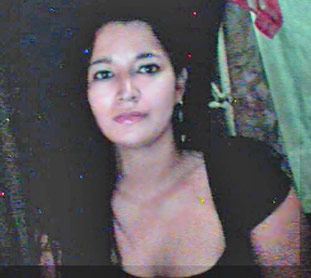 Date this georgeous Honduras girl Claudia from Roatan HN539