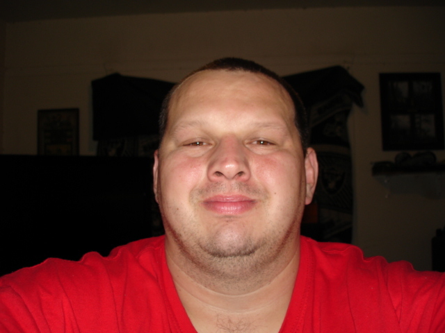 Date this gorgeous United States man Michael H from Modesto US12101
