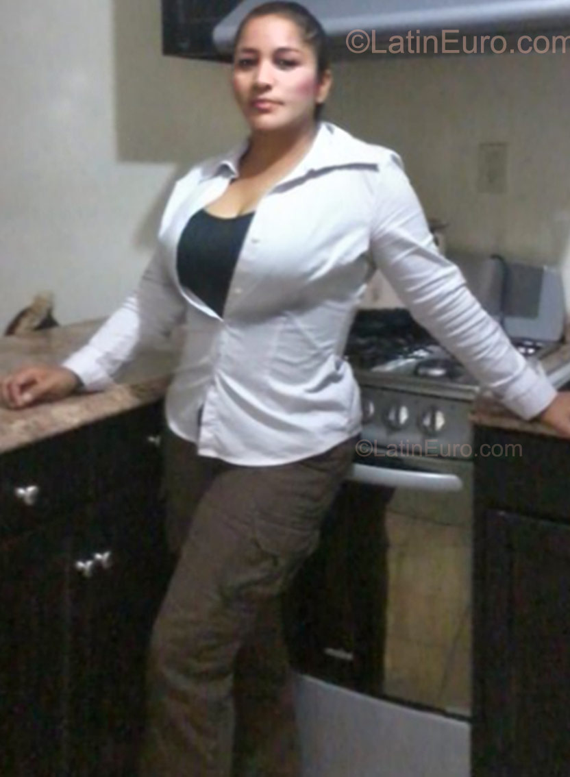 Date this funny Mexico girl Dina from Mexicali MX583