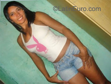 Date this happy Brazil girl Francisca from Fortaleza BR6281