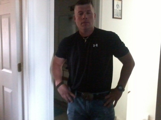 Date this attractive United States man Galaxy123x from Chicago US12157