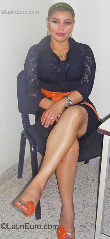 Date this gorgeous Honduras girl Cris from Tegucigalpa HN561