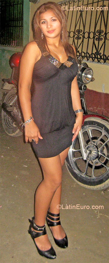 Date this attractive Honduras girl Yolanda from San Pedro Sula HN575