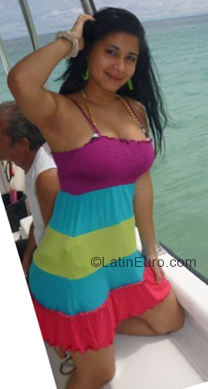 Date this young Panama girl Yucelis from Panama PA232
