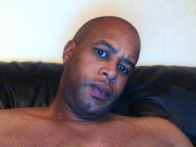 Date this happy United States man Willingready from Cleveland US12235