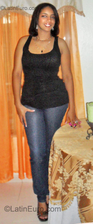 Date this delightful Dominican Republic girl GREY from La Vega DO10411