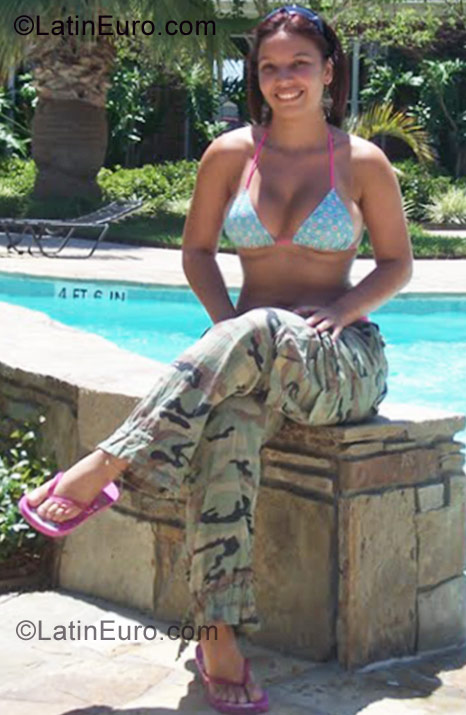 Date this gorgeous Brazil girl Emilse from Belo Horizonte BR6370