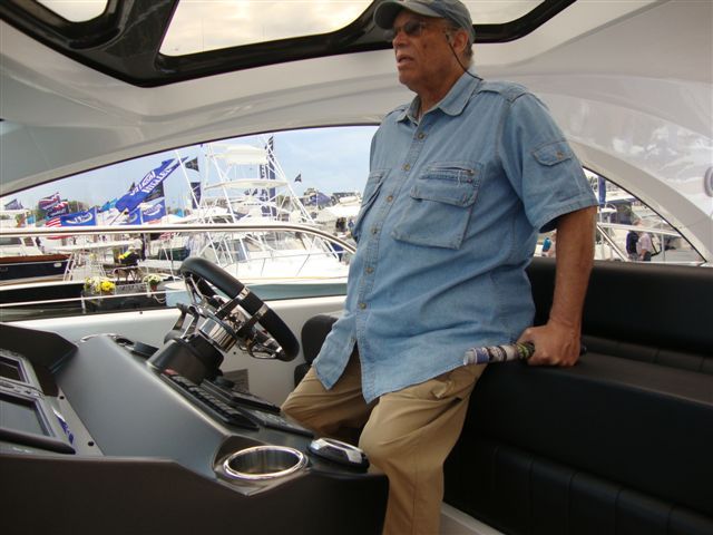 Date this funny United States man William H from Washington US12412