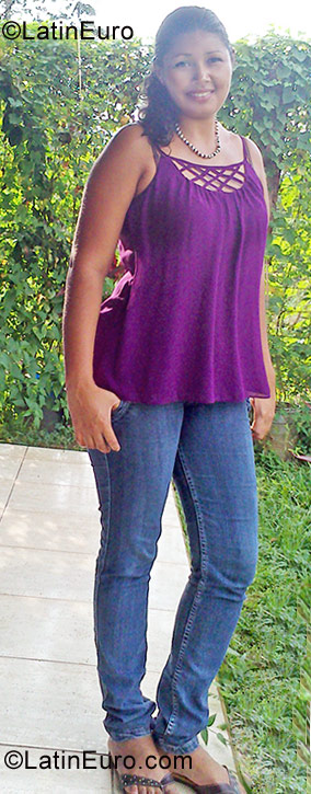 Date this nice looking Costa Rica girl Alejandra from San Jose CR194