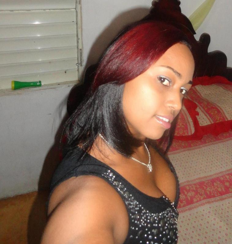 Date this athletic Dominican Republic girl Yuberkis from Santiago DO10536