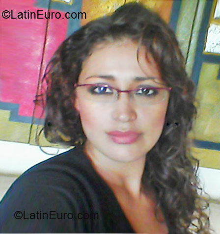 Date this athletic Panama girl Yohana from Panama City PA260