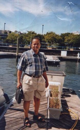 Date this foxy United States man Charles from New York US12476