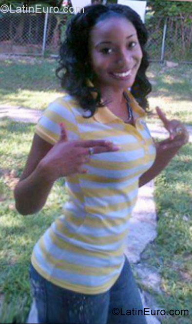 Date this hot Jamaica girl Vernice from Jamaica JM464