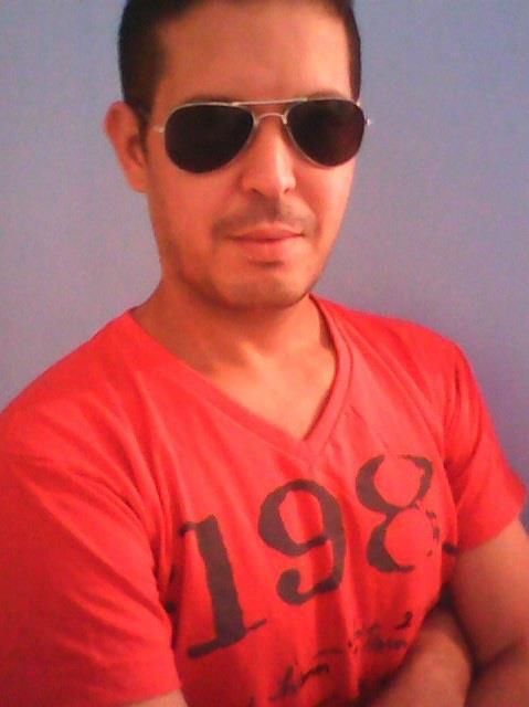 Date this good-looking Brazil man Edizio from Sao Paulo BR6479