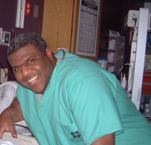 Date this georgeous United States man Aksarbenman from Chicago US12480