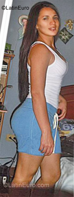 Date this delightful Colombia girl Natalia from Medellin CO9615